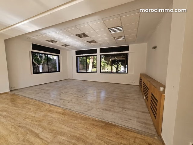 Villa à louer — 4