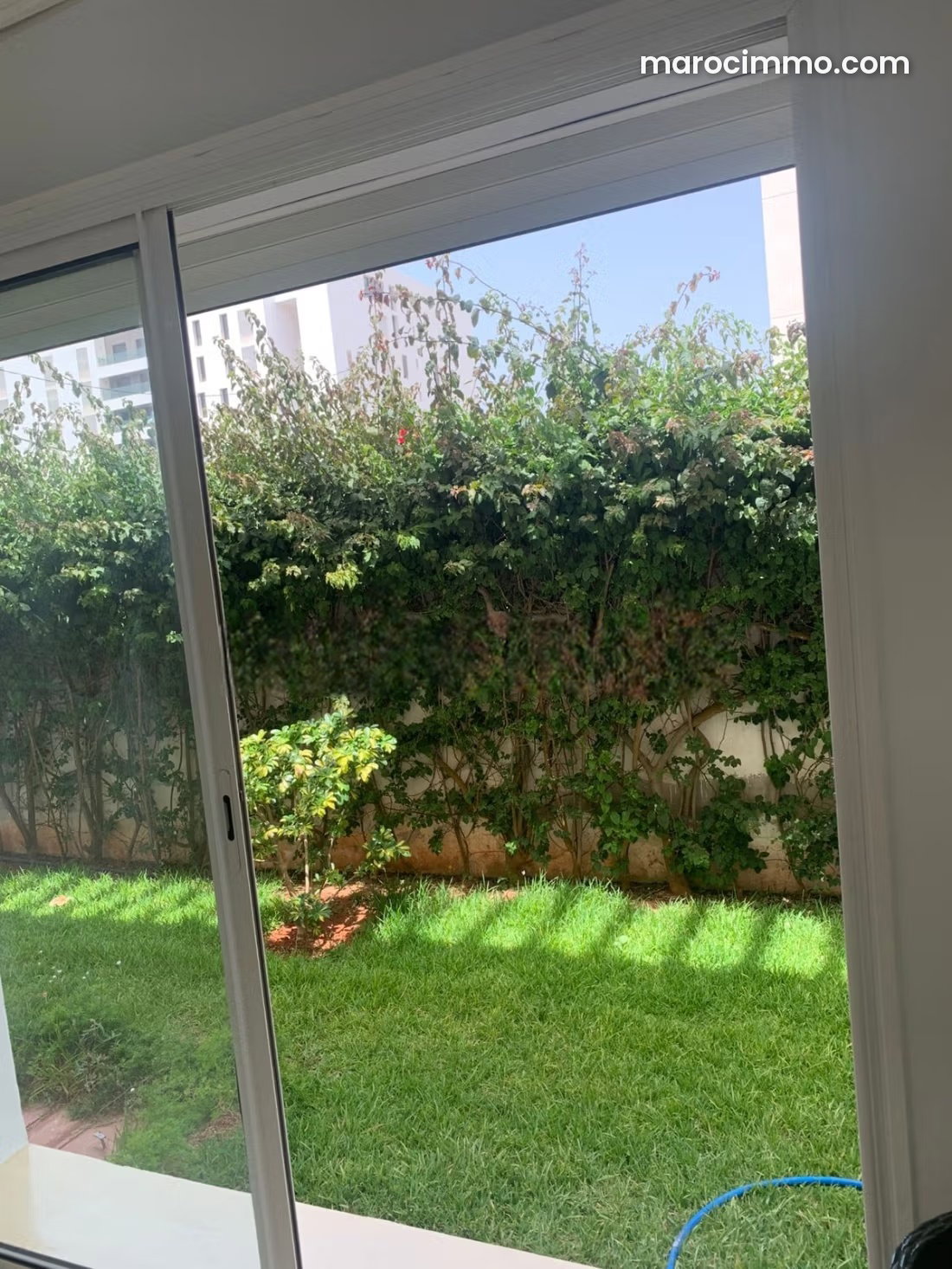 100 sqm Ground-Floor Garden Apartment for Rent in Aïn Diab, Casablanca — Casablanca