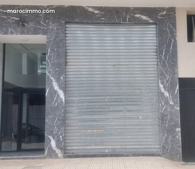 Magasin a vendre — 2