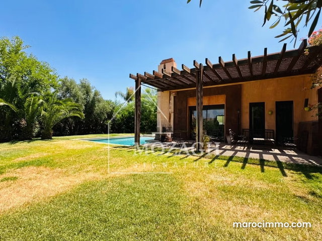 Magnifique villa plain pied avec piscine sur résidence — 2