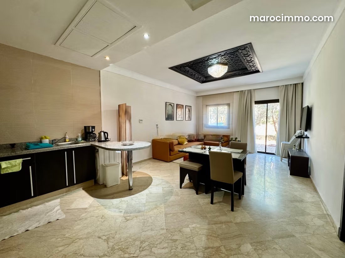 Appartement meublé 97 m², piscine et terrasse, Route de Casablanca — Marrakech