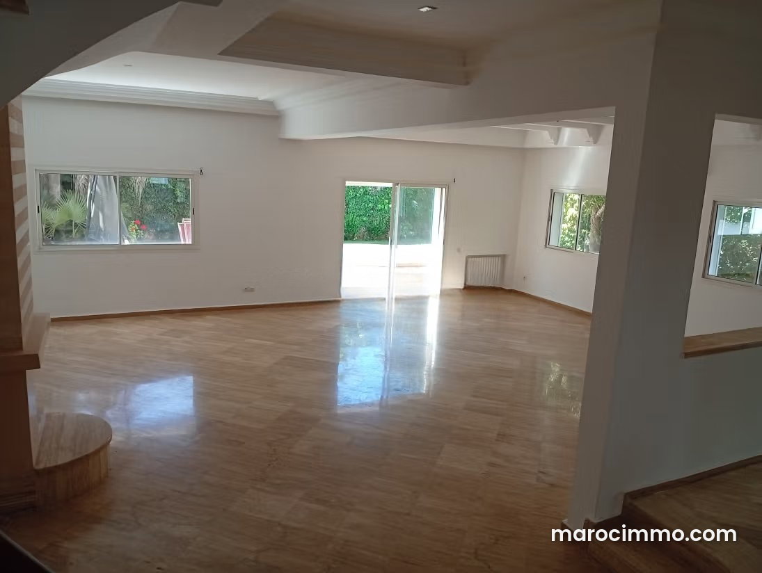 Villa 560 m² vue mer avec piscine, Aïn Diab, Casablanca — Casablanca