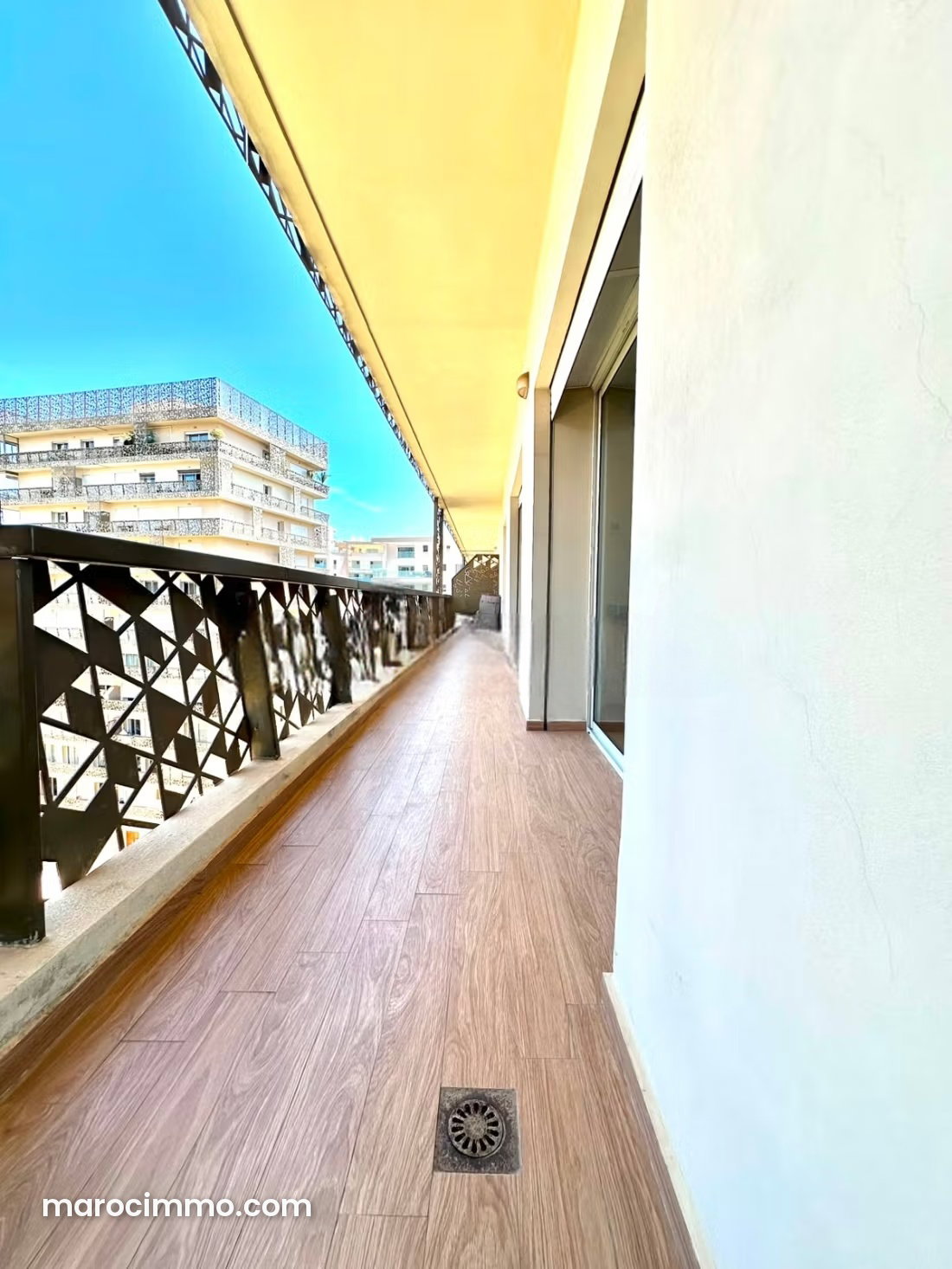 شقة فاخرة مفروشة للإيجار بحي كازابلانكا فايننس سيتي — الدار البيضاء