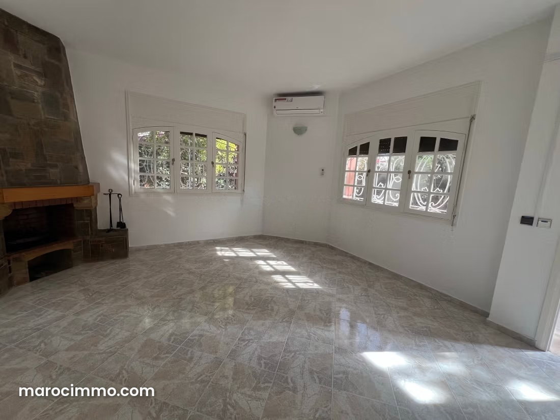 700 m² Villa with Garden and 5 Bedrooms, Riyad, Rabat — Rabat