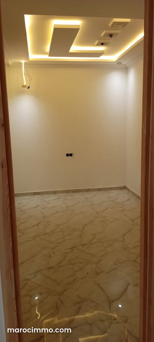 Sale of a R2 commercial on Wifak Temara — 3