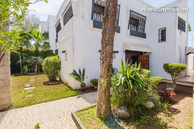 Villa 451 m2 a rafraichir Ain Diab au calme — 3