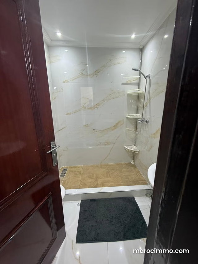 Bel appartement en location à Belvédère. Surface totale 110 m². Bien meublé — 2
