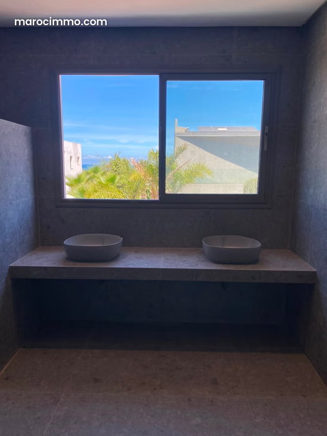 Très belle villa neuve à vendre à Ain Diab — 4