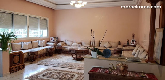 Villa à vendre à Souissi — 2