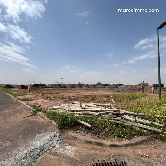Terrain à Vendre de 300.0 m² à, — Marrakech