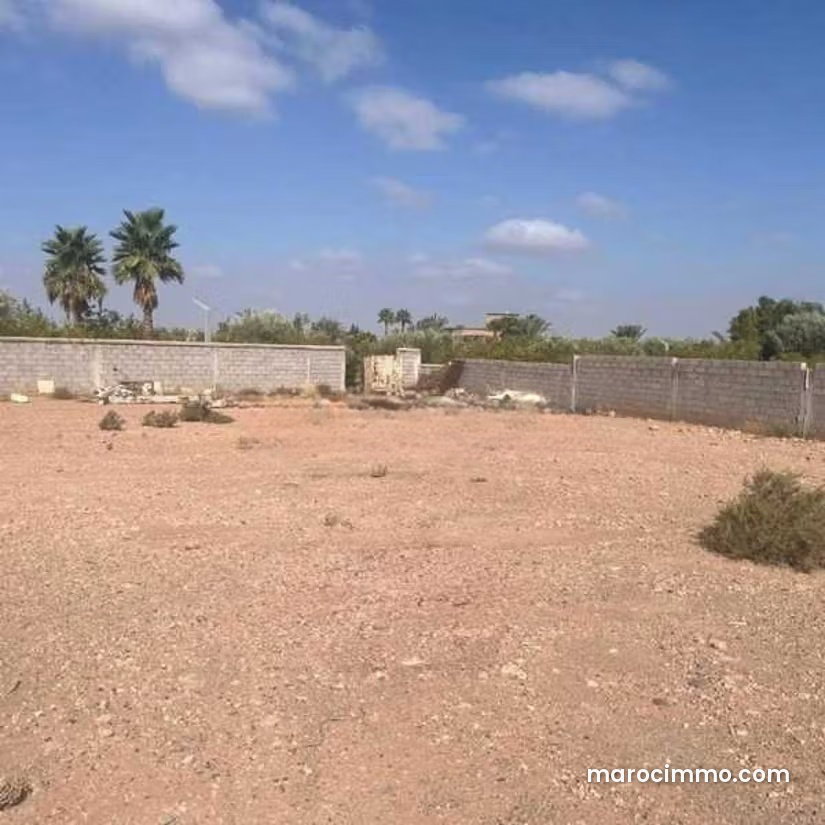 2,105 m² Plot on Amezmiz Road, Marrakech — Marrakesh