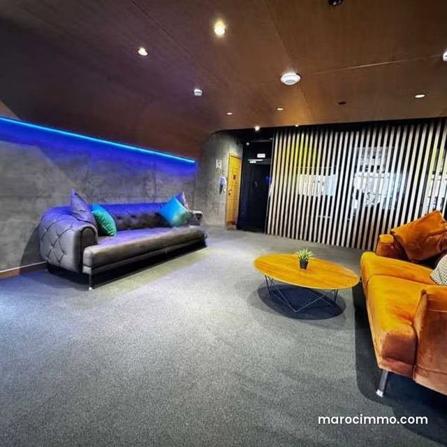 Bureau à Vendre de 323.0 m² à Casablanca, Sidi Maarouf — 4