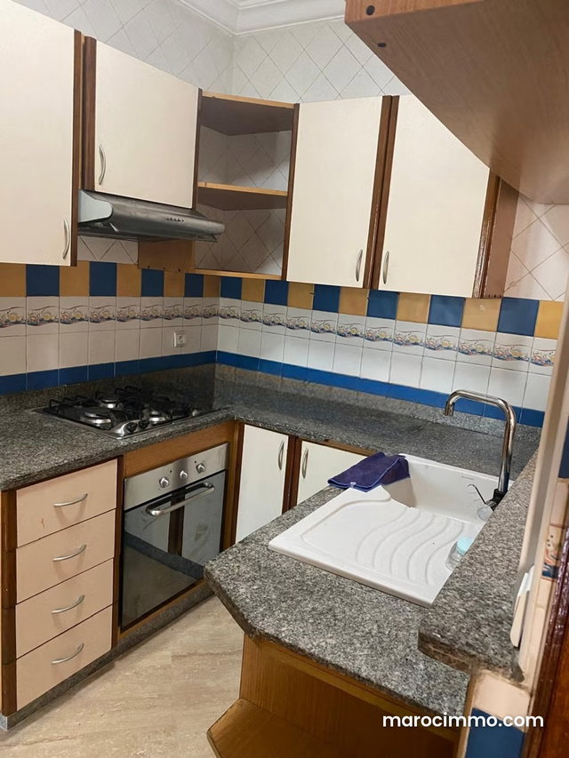 Apartment for rent in Gauthier. 4 large rooms. Parking and terrace — 2