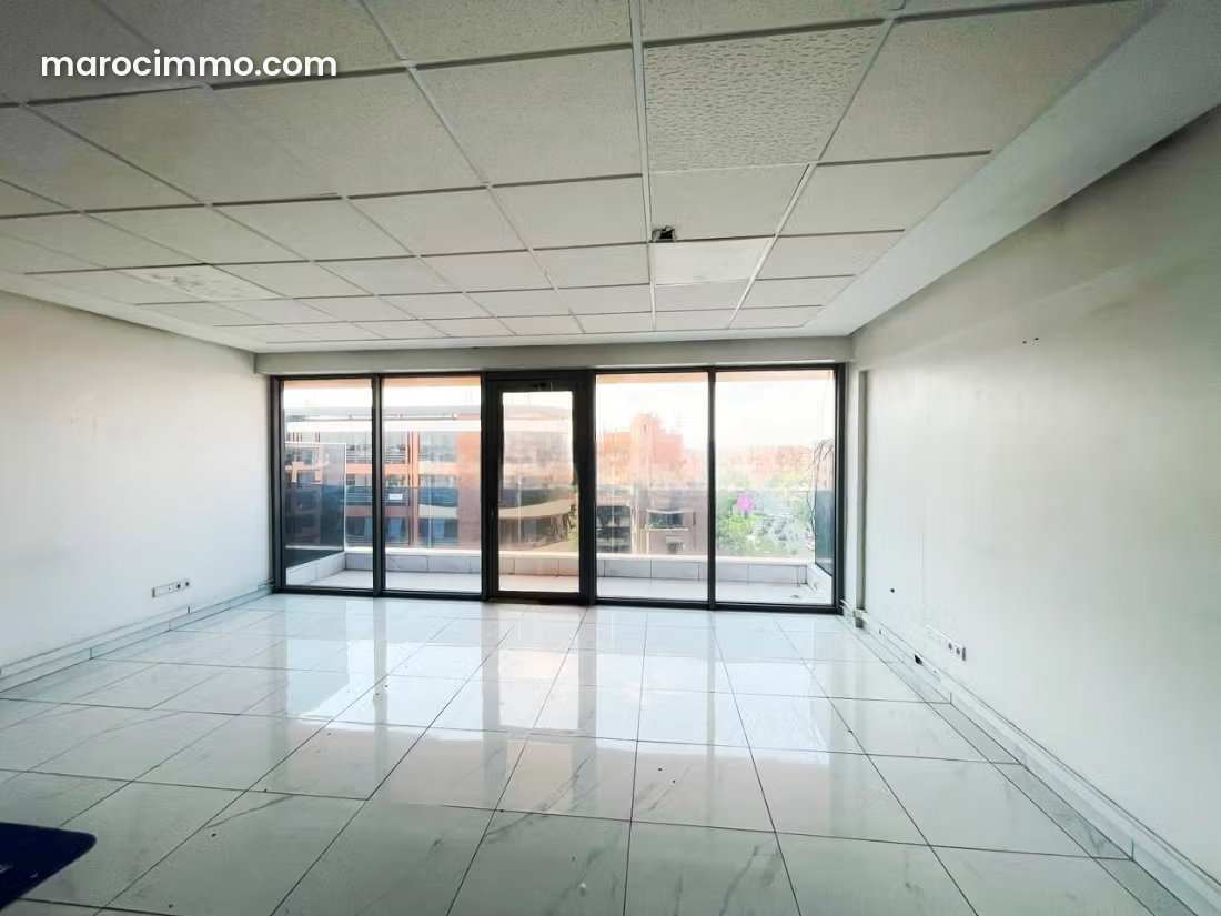 Bureau 77 m² avec terrasse, Guéliz, Marrakech — Marrakech