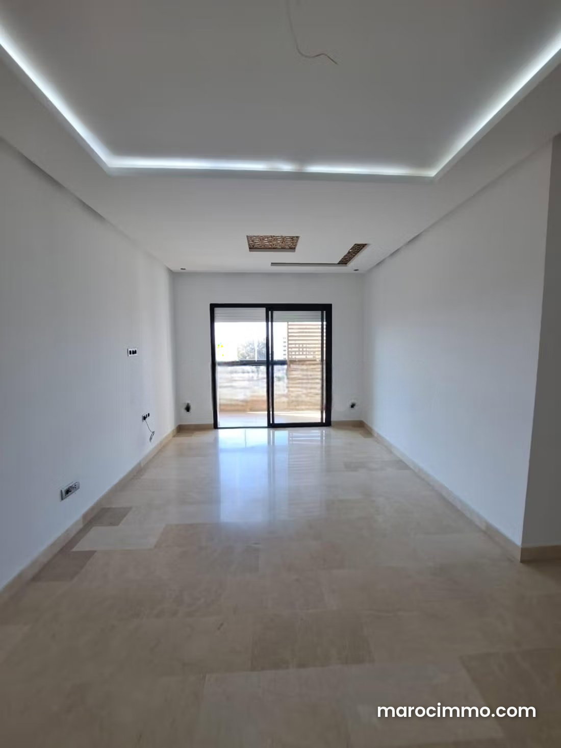 2-Bedroom Apartment with Swimming Pool, Riyad, Rabat — Rabat