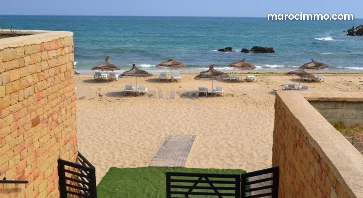 Sea-View Apartment in Mdiq with Terrace and Swimming Pool — Mdiq