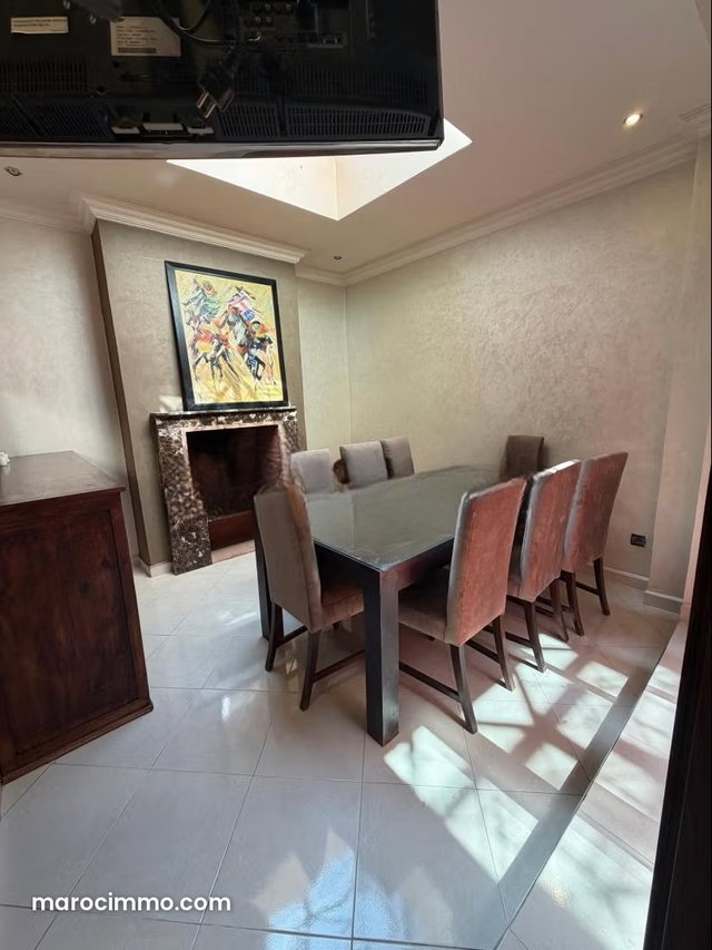 Appartement à l'achat à Route de Fez. 5 grandes pièces. Système de climatisation — 3