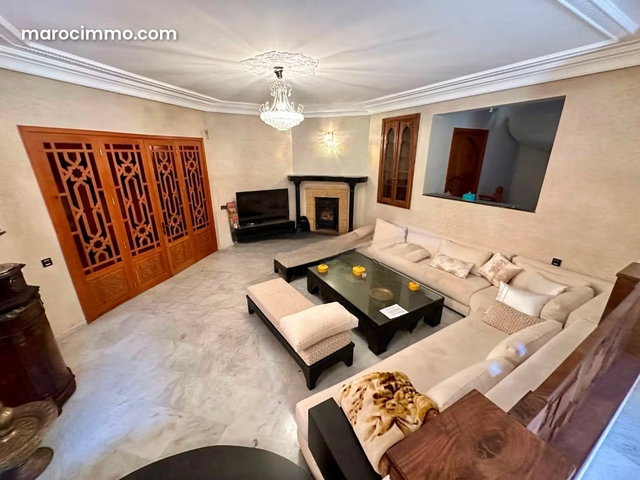 Villa de luxe meublée avec piscine à Marrakech — 2