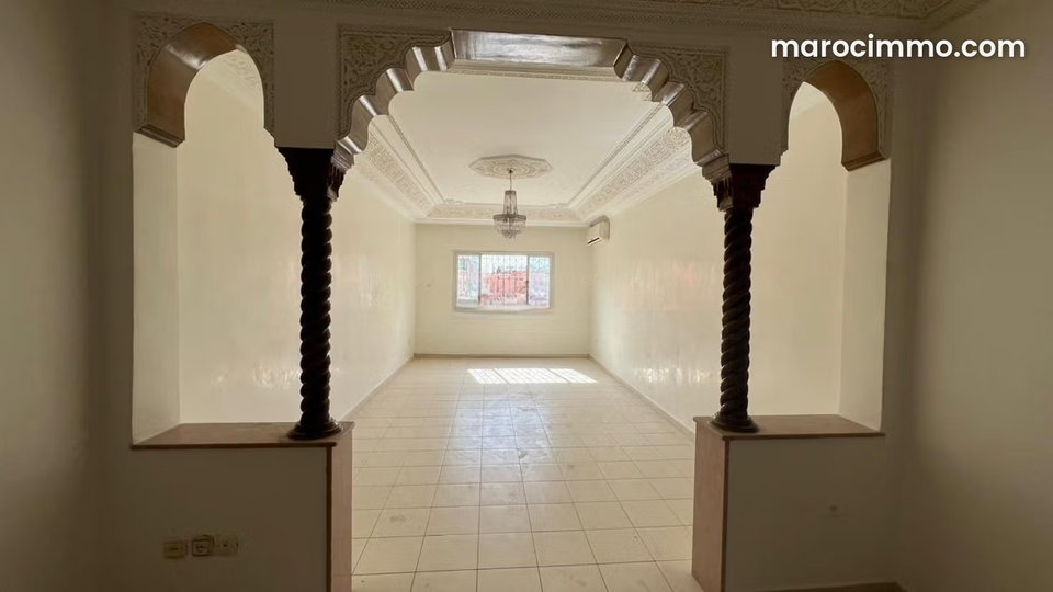 Apartment for Rent in Samlalia. 4 Large Rooms. Air Conditioning System