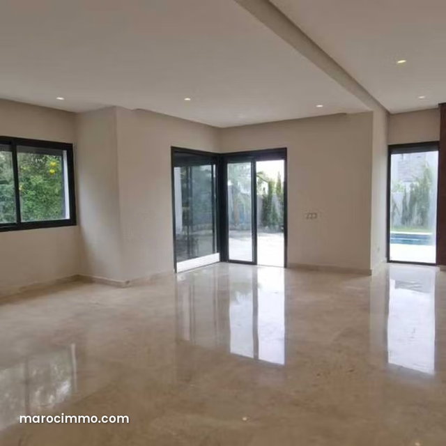 Villa à Louer de 538.0 m² à Bouskoura, Ville Verte — 5
