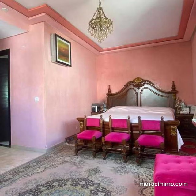 Appartement à Vendre de 150.0 m² à Casablanca, Hopitaux — 3