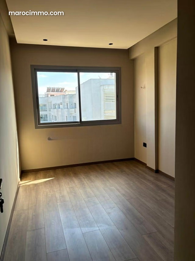 Beautiful Riviera Studio for Rent, Modern and Empty — 2