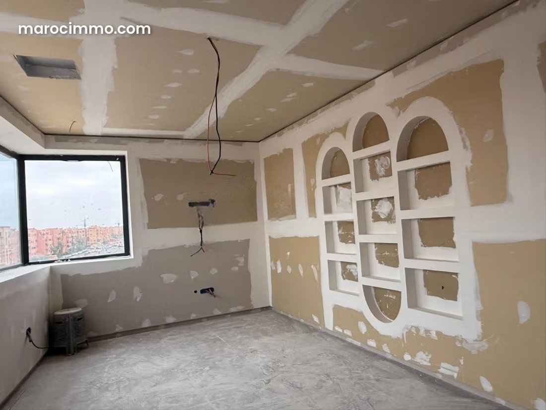 Office for Rent on Route de Safi, Marrakech – 89 sqm with Parking and Air Conditioning — Marrakesh