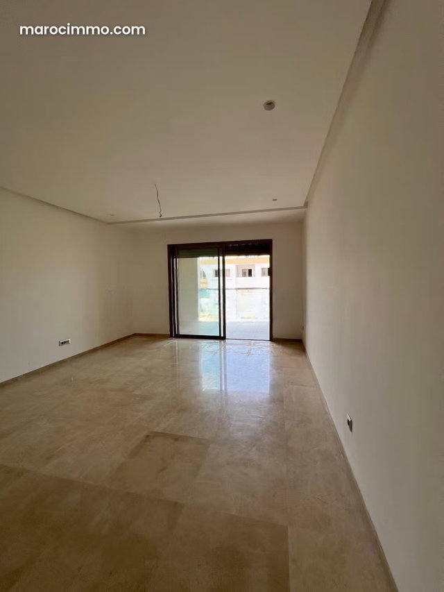 For Rent – Unfurnished Luxury Apartment in Eagle — 3