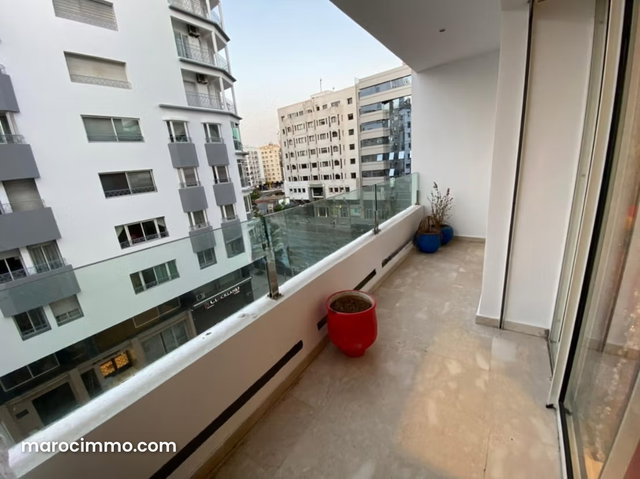 Très bel appartement en location à Anfa. 2 pièces. Bien meublé — 3