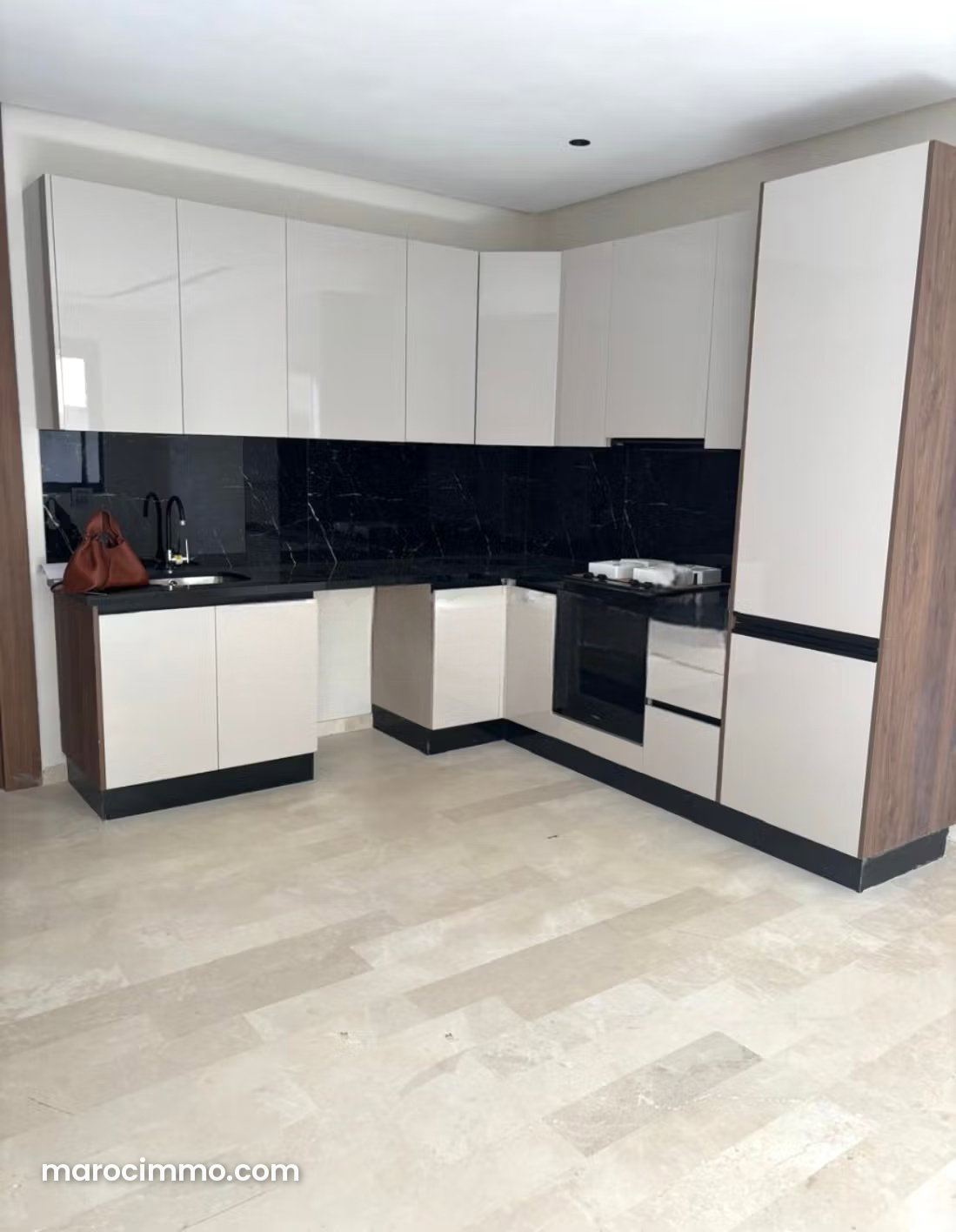 Three-room apartment with terrace and garage, Californie, Casablanca — Casablanca