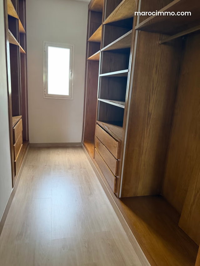 Location villa de luxe à Du Golf. 4 pièces confortables. Résidence avec concierge, climatisation générale — 5