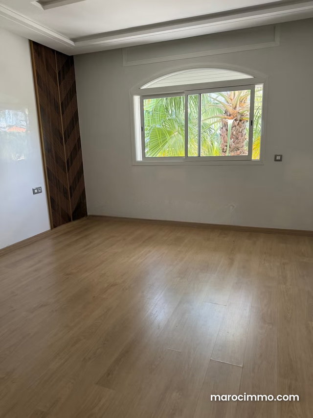 Location villa de luxe à Du Golf. 4 pièces confortables. Résidence avec concierge, climatisation générale — 2