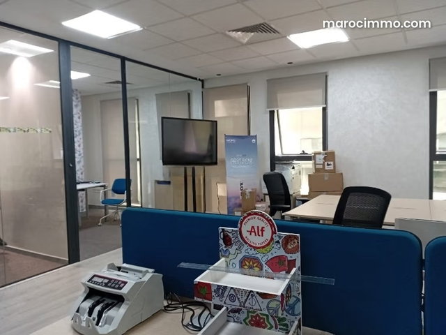 Plateau de bureau à louer sur Bd ZOULIKHA NACIRI — 2