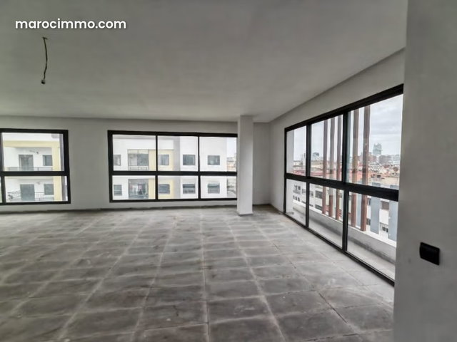 Plateau de bureau à louer sur LOTISSEMENT MISSIMI — 3