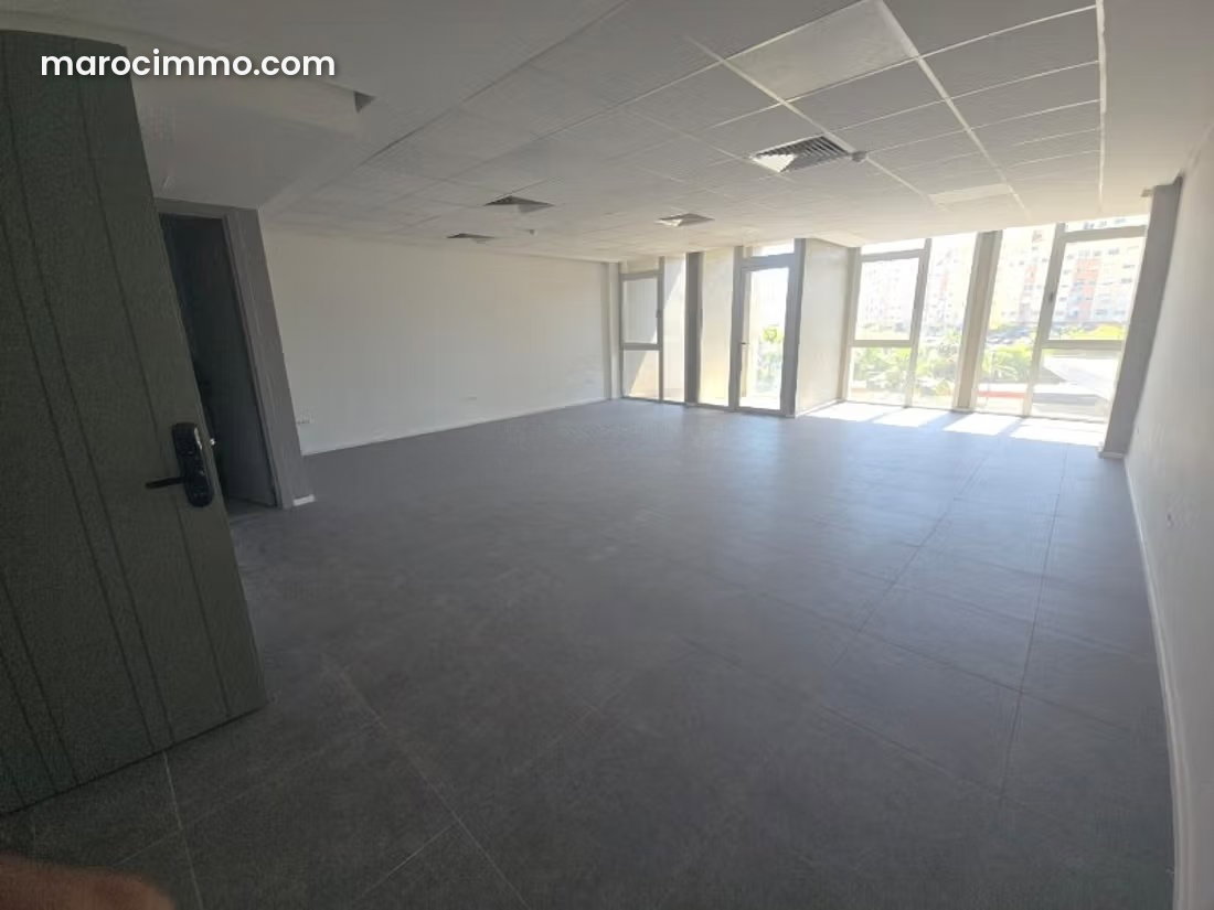 Bureau 70 m² à louer au quartier Oasis, Casablanca — Casablanca