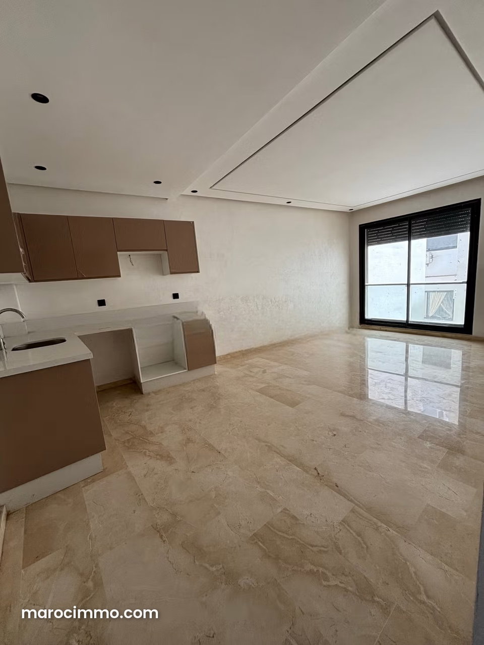 Appartement en vente à Belvédère. 1 Pièce. Concierge et climatisation