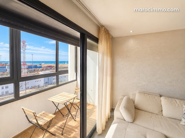 Black Rock Studio with Sea View — 4
