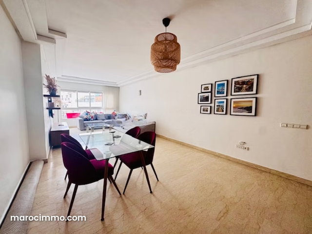 Appartement en vente à Racine. Surface totale 108 m². Cheminée et service de conciergerie — 2