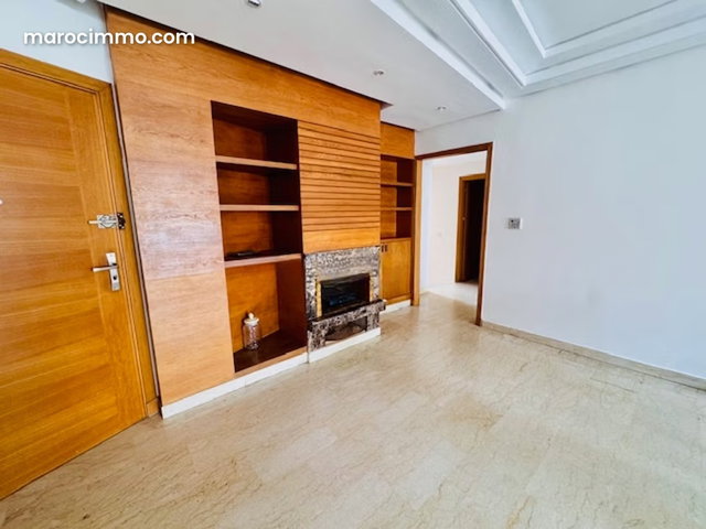 Appartement en vente à Racine. Surface totale 108 m². Cheminée et service de conciergerie — 5