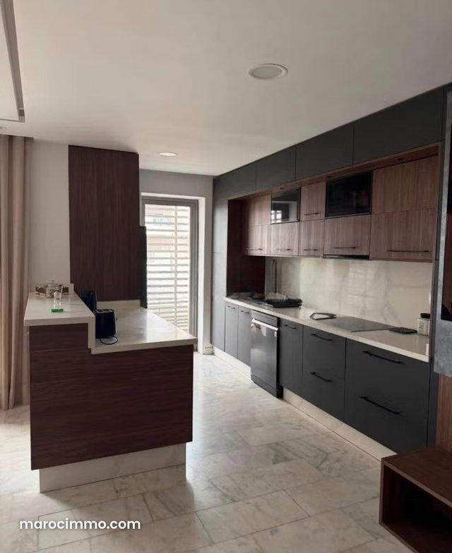 Top Furnished Apartment with Pool for Rent CFC — 5