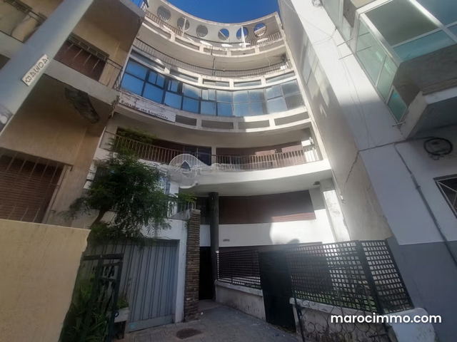 Immeuble à vendre 400 m² Moulay Youssef Casablanca — Casablanca
