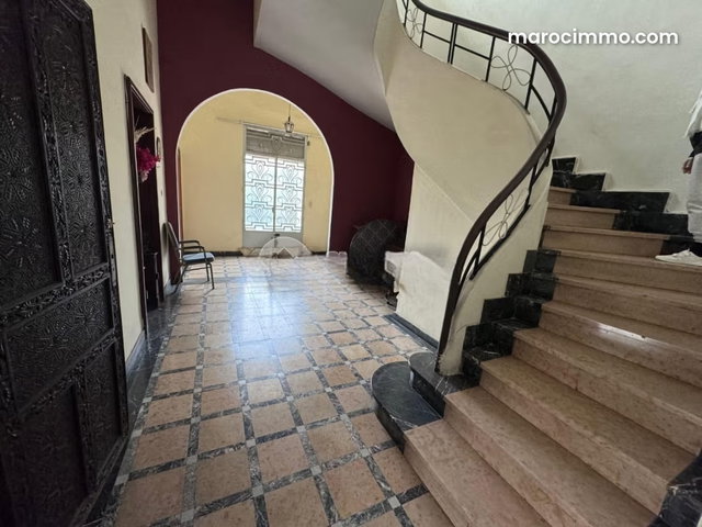 1,340 sqm Villa for Sale, 5 Bedrooms, Mers Sultan, Casablanca — 3