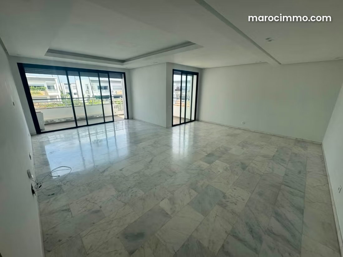 Apartment with Pool and Terrace for Rent in Dar Bouazza — Dar Bouazza