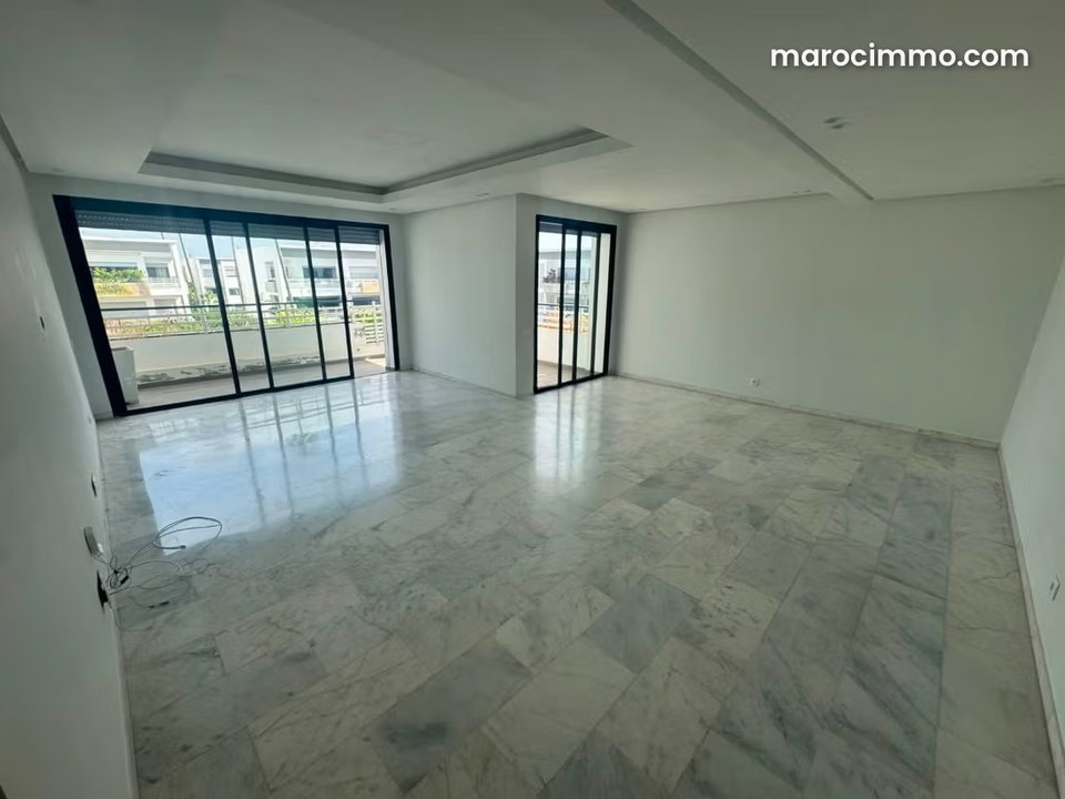 Dar Bouazza –Bel appartement de 140 m² à louer 3CH