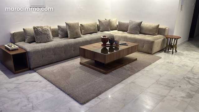 Superbe appartement meublé à louer à CFC — 2