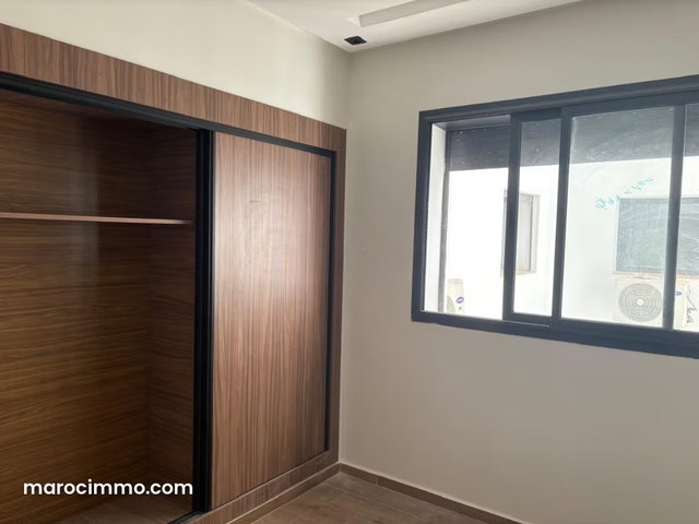 À vendre – appartement neuf de standin — 4