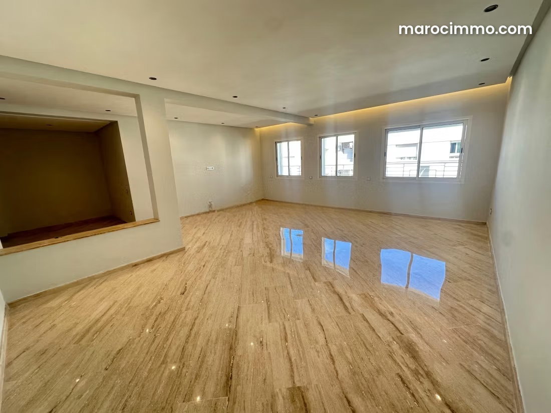 Appartement 170 m² avec terrasse à Val Fleuri Casablanca — Casablanca