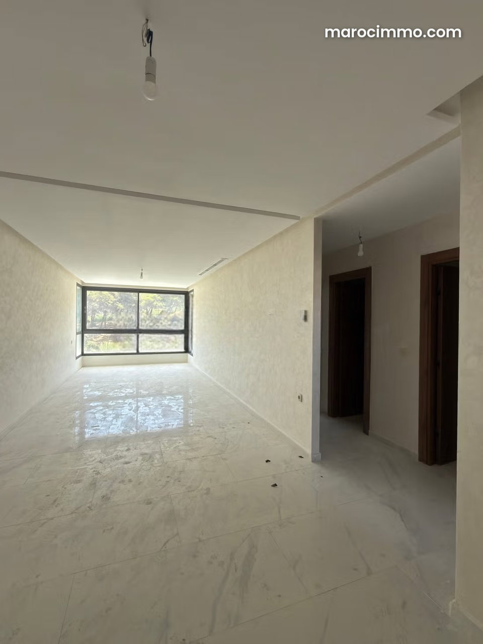 Appartement de 91 m² avec parking à Bouarrakia
