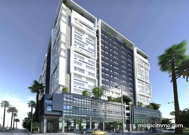 Appartement en vente à De La Plage. 4 pièces. Environnement calme avec vue sur la montagne, porte blindée — Tanger