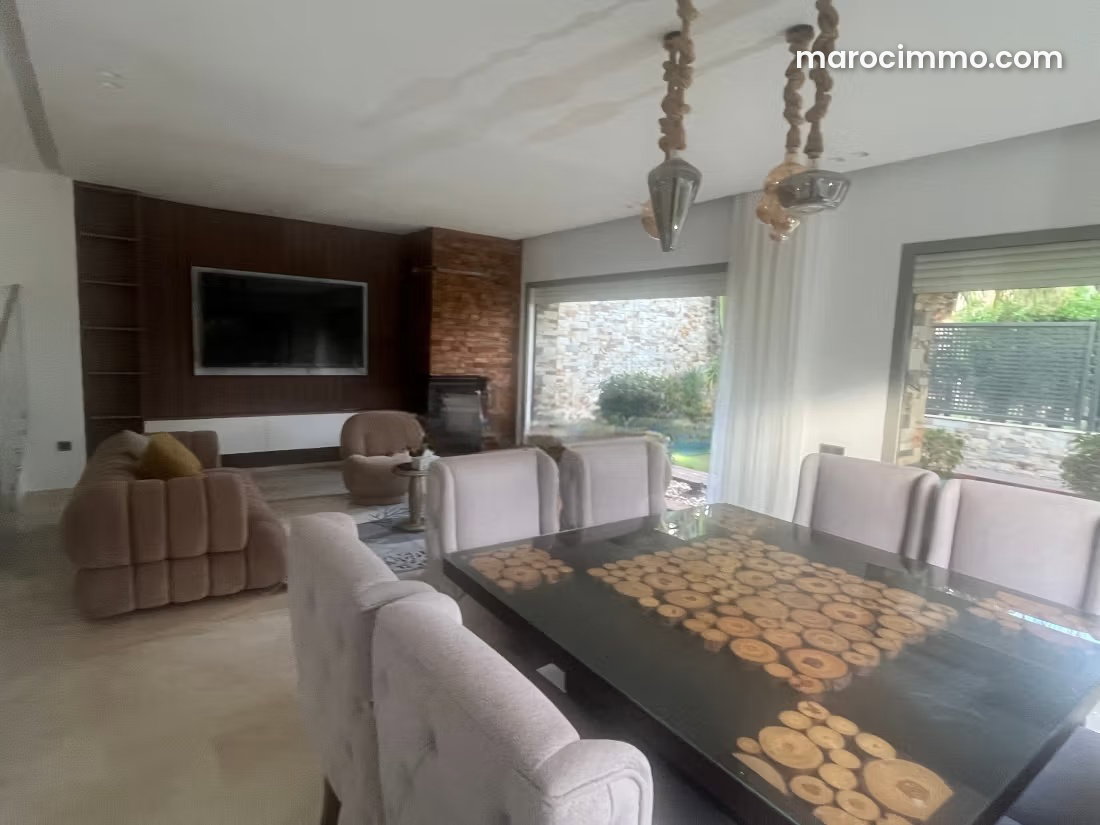 Villa avec piscine à vendre à Dar Bouazza — Dar Bouazza